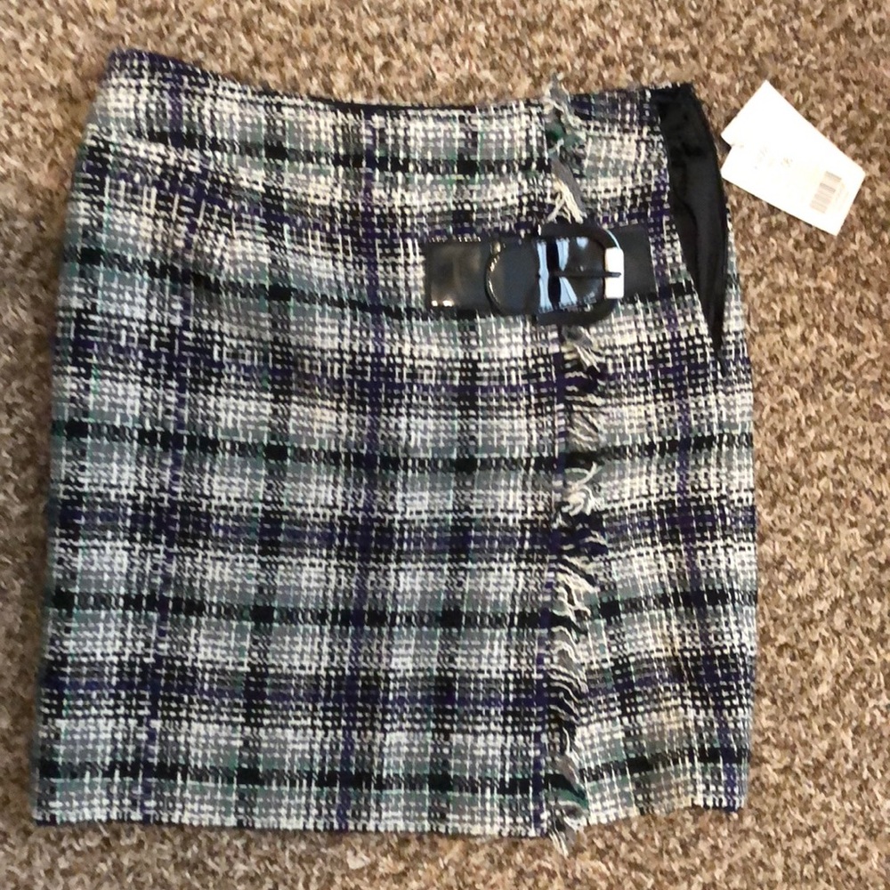 Midi wool skirt